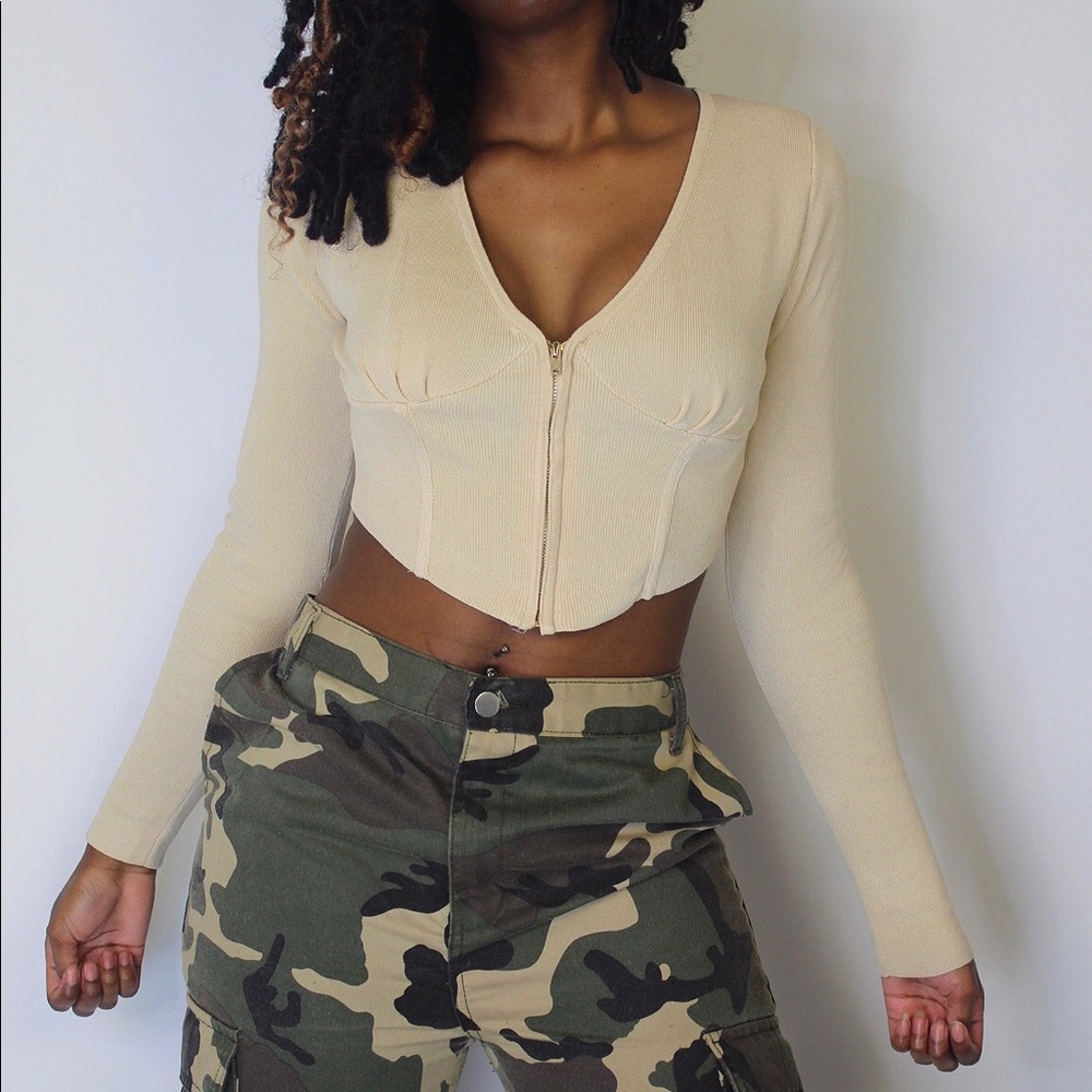 Tan cropped zipper shirt